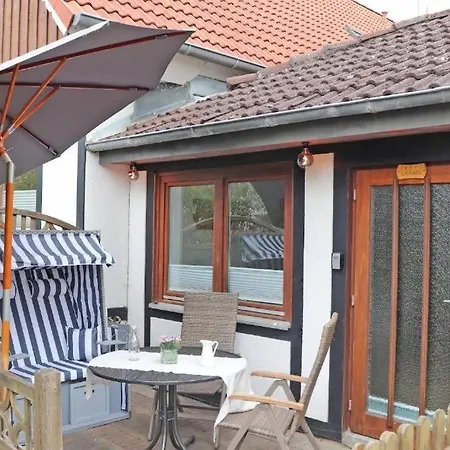 Apartment Ferienwohnung-westwind-mit-terrasse-direkt-am-strand *